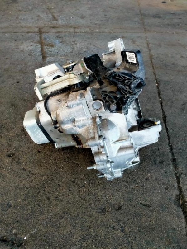 Cambio Peugeot 208 HM05 2019 >