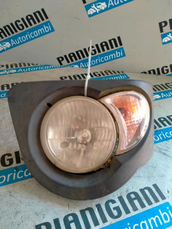 Faro Anteriore Sinistro Piaggio Quargo 2004 – 2016
