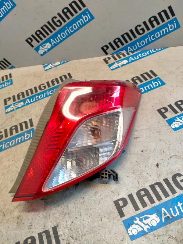 Faro Posteriore Destro Toyota Yaris 2011 – 2014