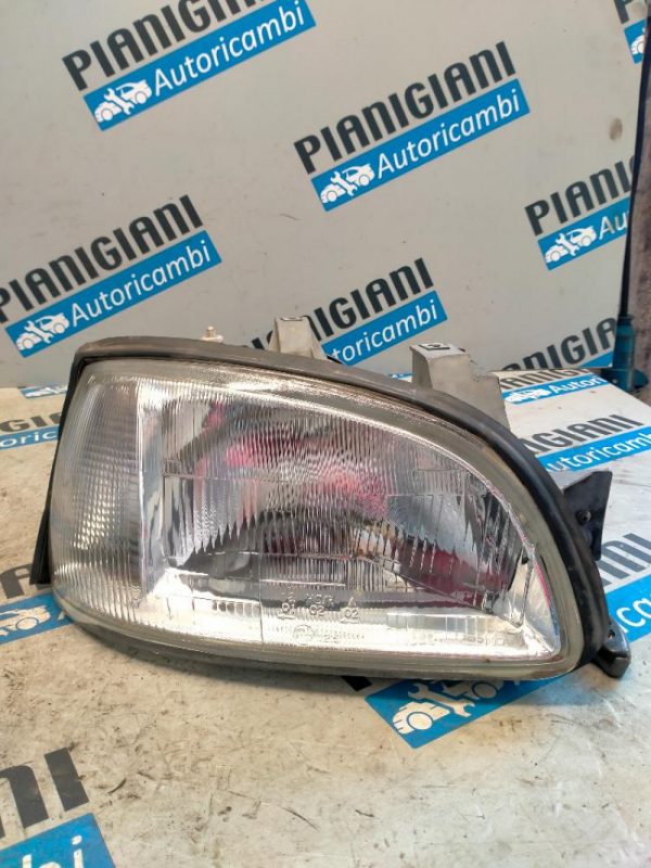 Faro Anteriore Destro Renault Clio 1996 – 1998