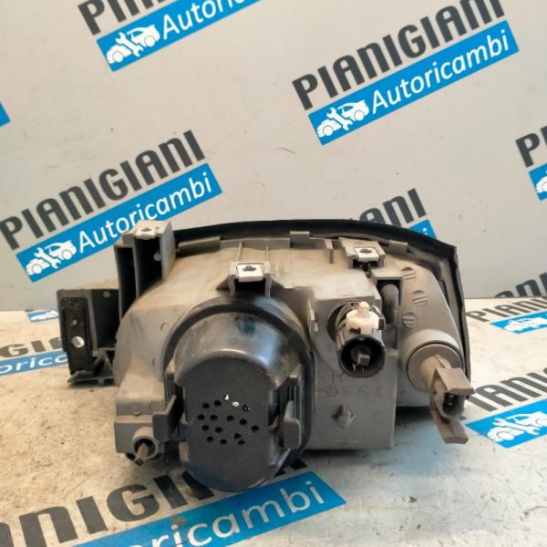 Faro Anteriore Destro Renault Clio 1996 – 1998