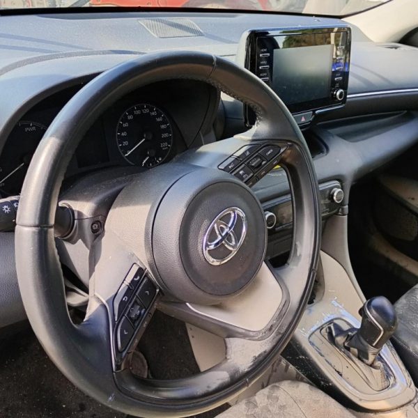 Toyota Yaris Anno 2020 | Veicolo Intero | SOLO PER RICAMBI