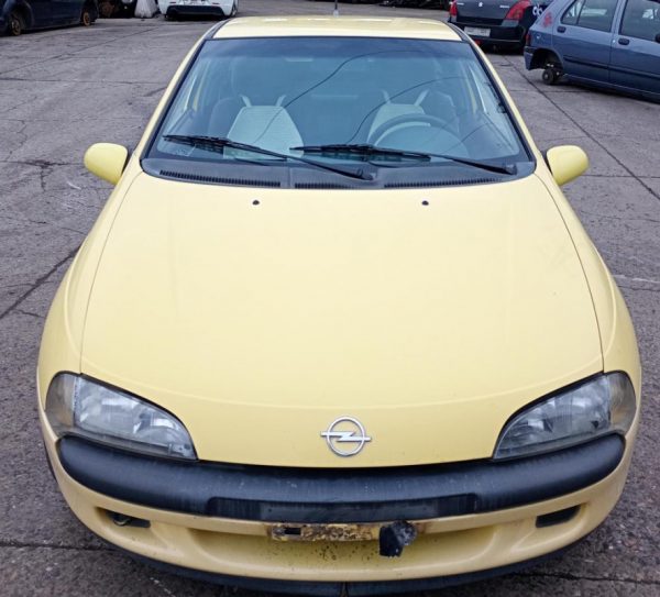 Opel Tigra Anno 1996 | Veicolo Intero | SOLO PER RICAMBI