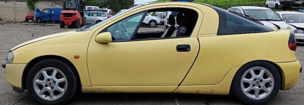 Opel Tigra Anno 1996 | Veicolo Intero | SOLO PER RICAMBI