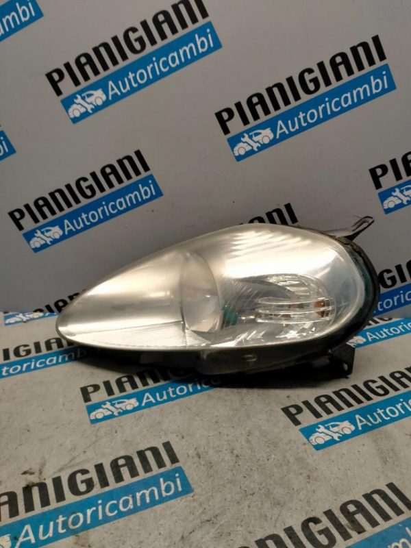 Faro Anteriore Sinistro Fiat Grande Punto 2006 – 2008