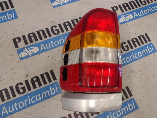 Faro Posteriore Sinistro Opel Frontera 2000
