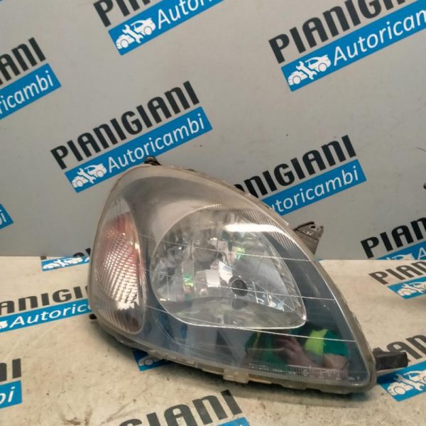 Faro Anteriore Destro Toyota Yaris 1999 – 2003