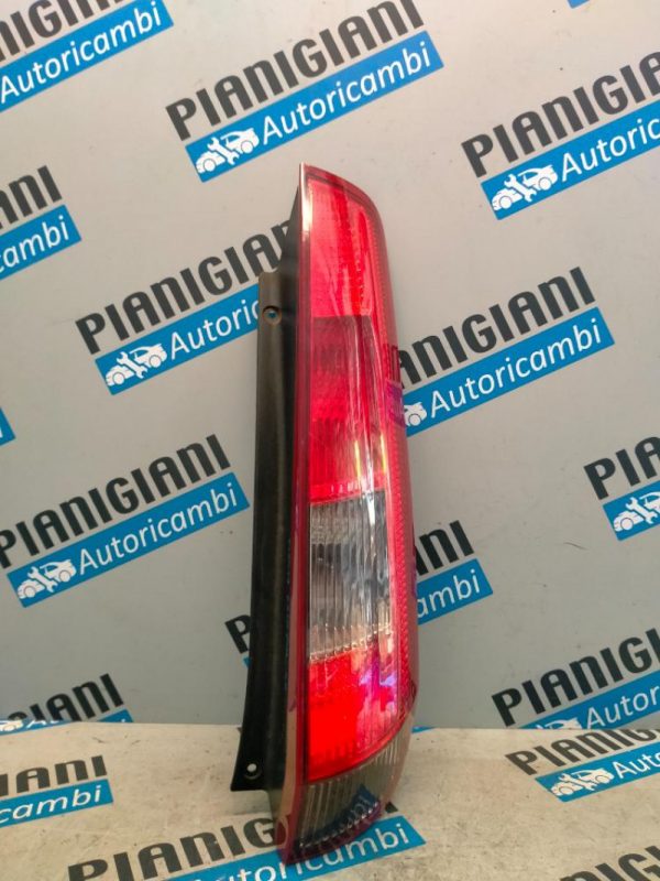 Faro Posteriore Destro Ford Fiesta 2001 – 2007