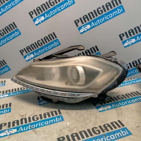 Faro Anteriore Sinistro Lancia Delta 2008 – 2014