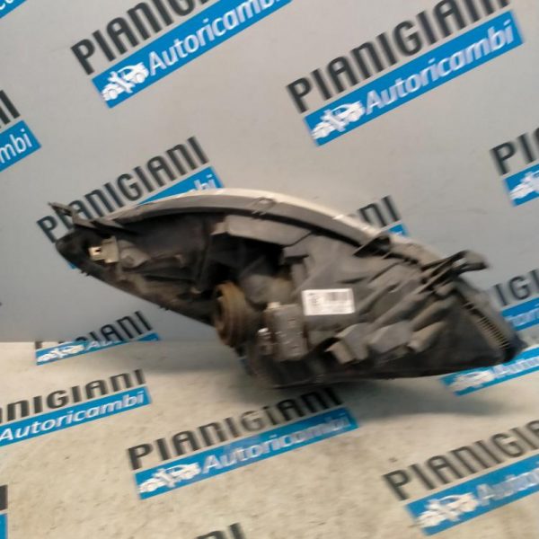 Faro Anteriore Sinistro Toyota Yaris 2009 – 2012