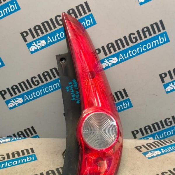 Faro Posteriore Destro Opel Agila B 2008 – 2015