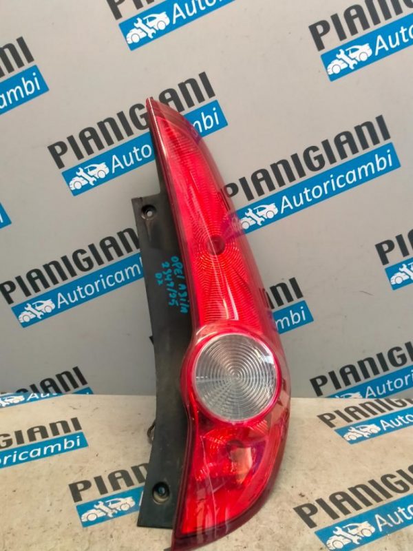 Faro Posteriore Destro Opel Agila B 2008 – 2015
