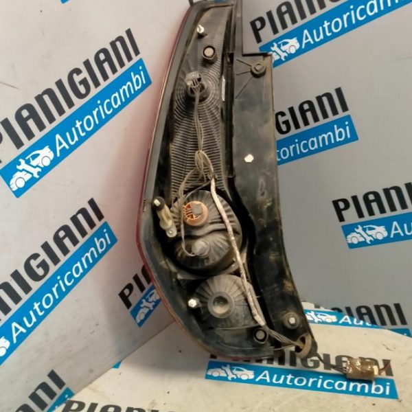 Faro Posteriore Destro Opel Agila B 2008 – 2015