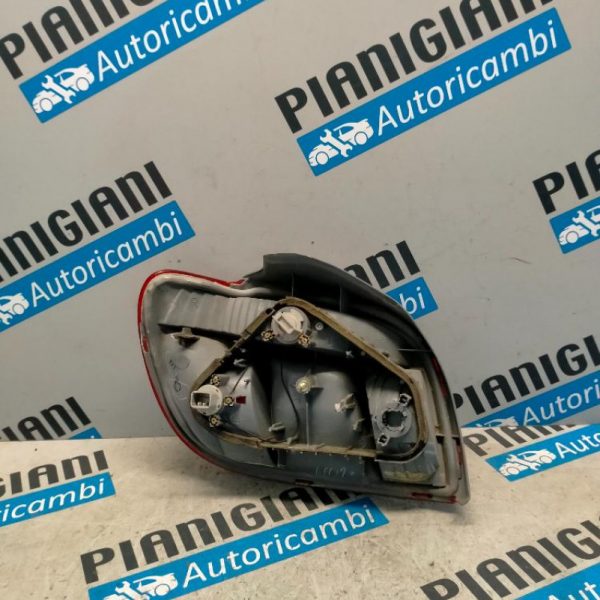 Faro Posteriore Destro Toyota Yaris 1999 – 2003