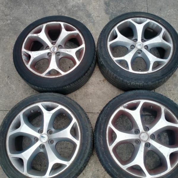 Cerchi in Lega R18 Ford S-Max 2006 – 2010