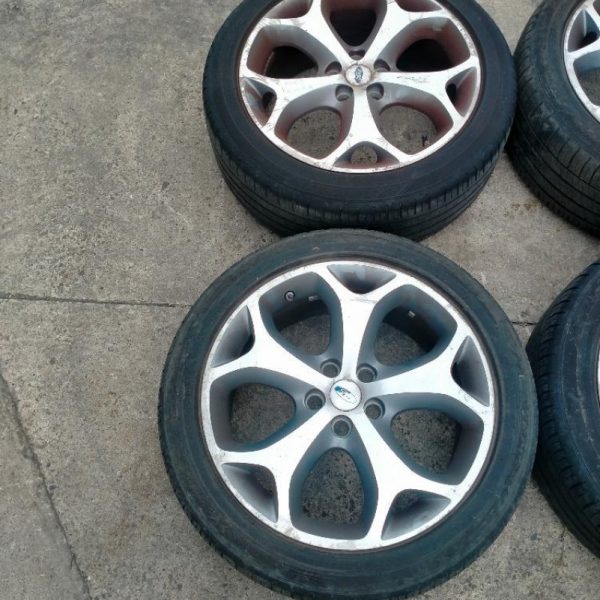 Cerchi in Lega R18 Ford S-Max 2006 – 2010