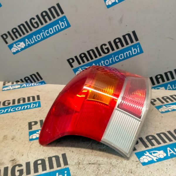 Faro Posteriore Sinistro Toyota Yaris 2009 – 2012