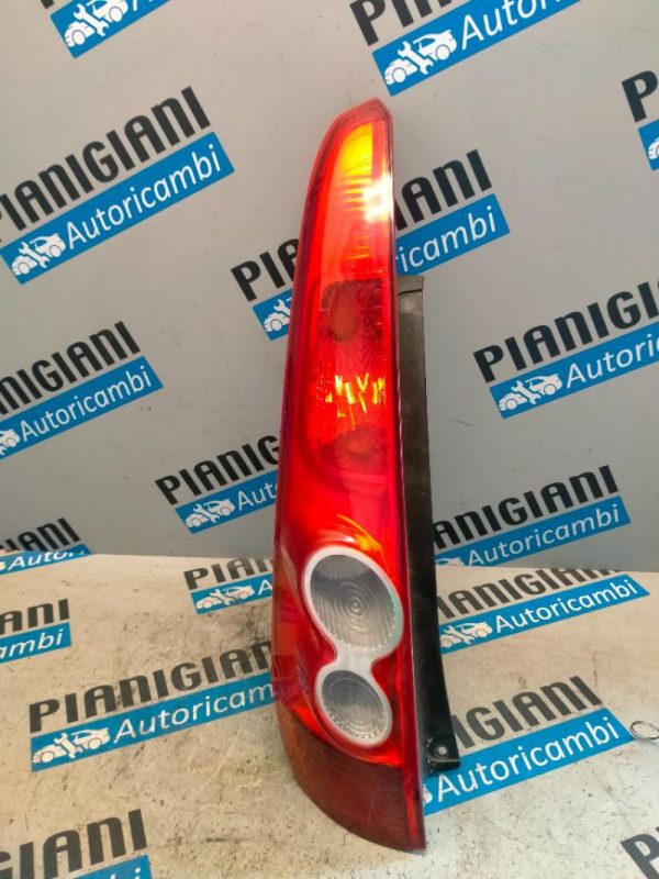 Faro Posteriore Sinistro Ford Fiesta 2005 – 2010