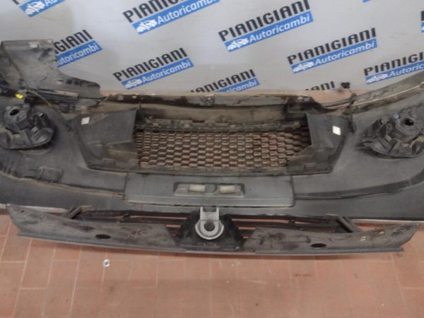 Paraurti Anteriore Dacia Sandero 2008 – 2012
