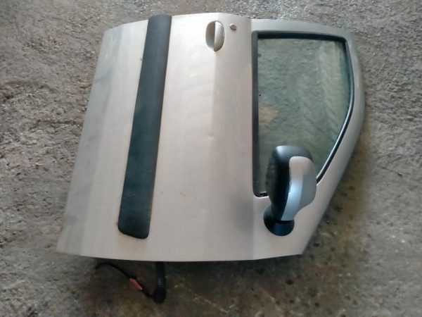 Porta Anteriore Destra Dacia Logan SW 2007 – 2012