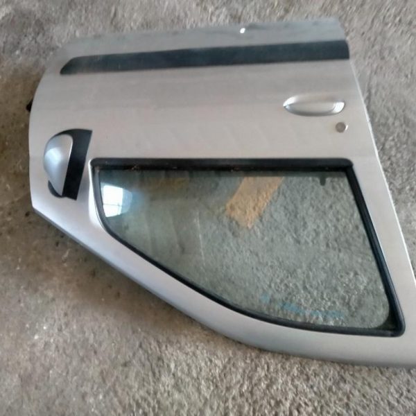 Porta Anteriore Destra Dacia Logan SW 2007 – 2012