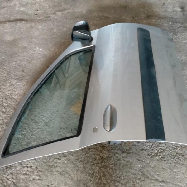 Porta Anteriore Destra Dacia Logan SW 2007 – 2012