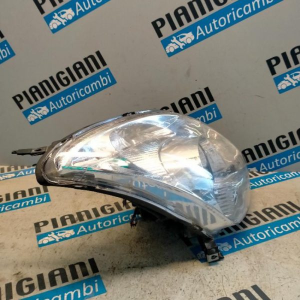 Faro Anteriore Destro Suzuki Swift 2004 – 2010