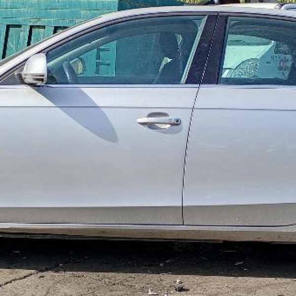 Audi A4 (8K) Anno 2008 | Veicolo Intero | SOLO PER RICAMBI