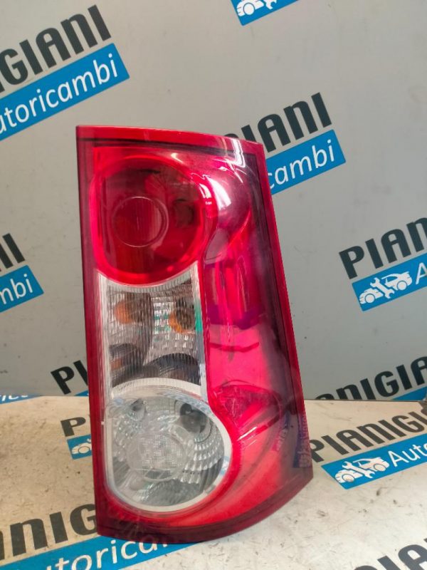 Faro Posteriore Destro Dacia Logan 2007 – 2012