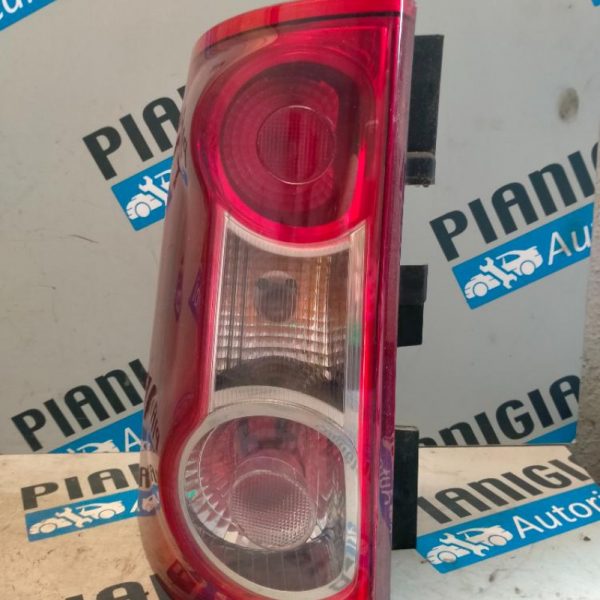 Faro Posteriore Sinistro Dacia Logan 2007 – 2012