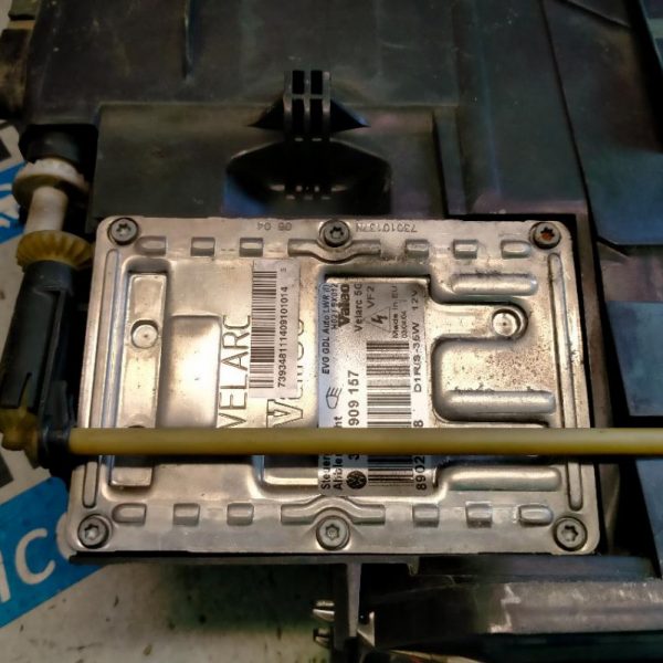 Faro Anteriore Sinistro XENON Volkswagen Touareg 2002 – 2007