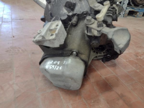 Cambio Peugeot 208 8H01 – 8HR  134.000 Km