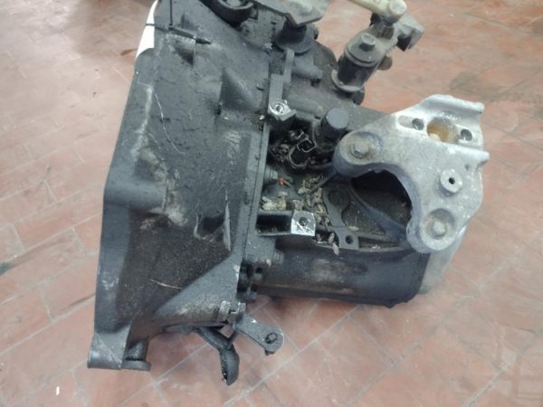 Cambio Peugeot 208 8H01 – 8HR  134.000 Km