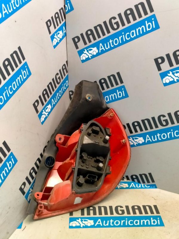 Faro Posteriore Sinistro Renault Clio 2005 – 2009