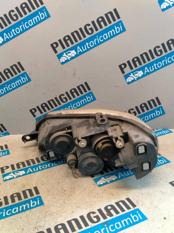 Faro Anteriore Destro Fiat Punto 2005 – 2012