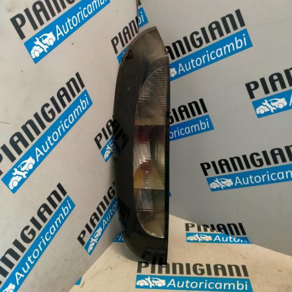 Faro Posteriore Sinistro Opel Corsa C 2003 – 2006