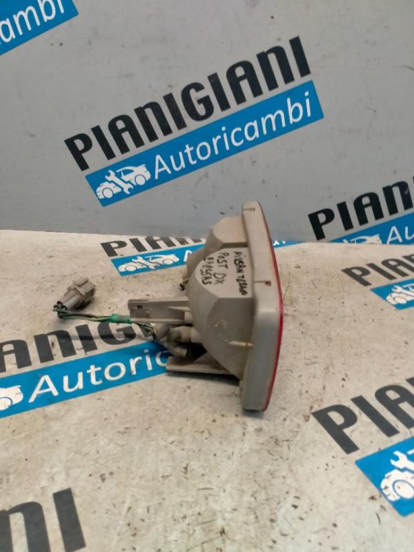 Faro Posteriore Destro Parte Inferiore Nissan Terrano II 1999 – 2006