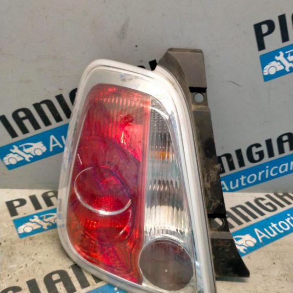 Faro Posteriore Sinistro Fiat 500 2008 – 2015