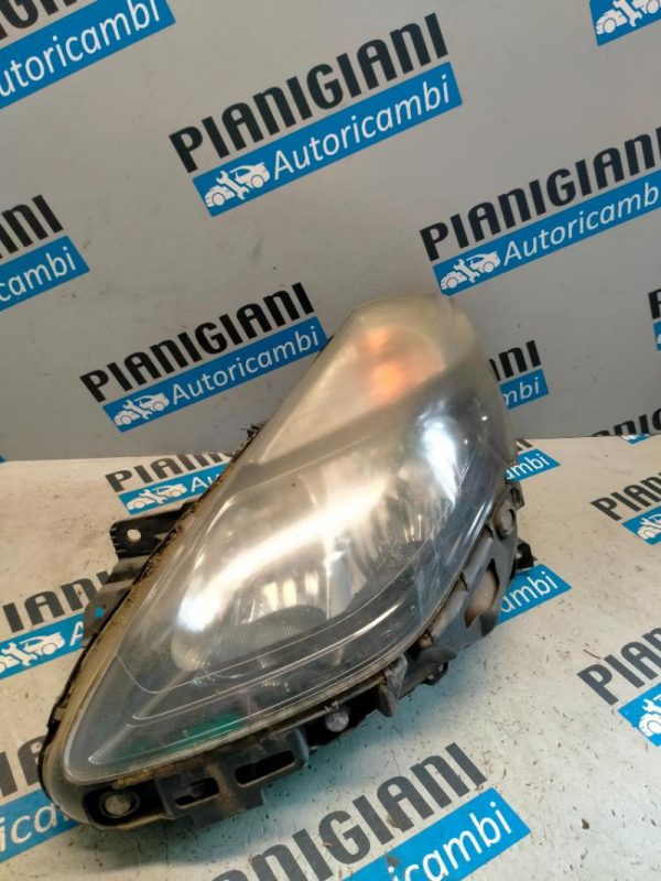 Faro Anteriore Sinistro Renault Clio 2009 – 2012