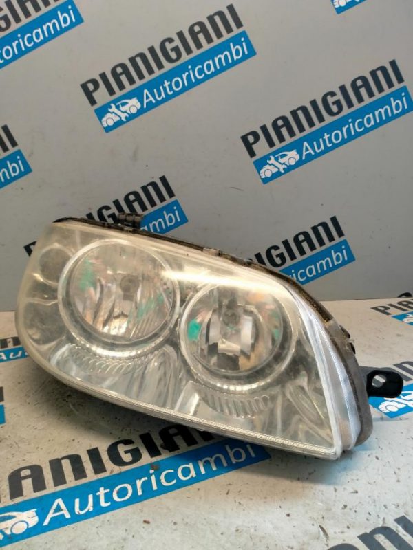 Faro Anteriore Destro Fiat Punto 2005 – 2012