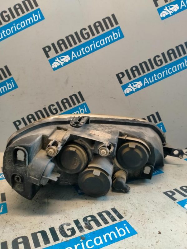 Faro Anteriore Sinistro Fiat Punto 2005 – 2012