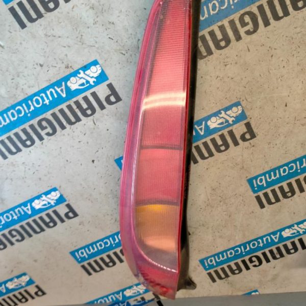 Faro Posteriore Sinistro Fiat Punto 2005 – 2012
