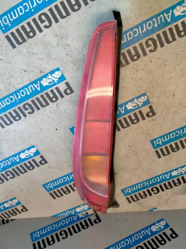 Faro Posteriore Sinistro Fiat Punto 2005 – 2012