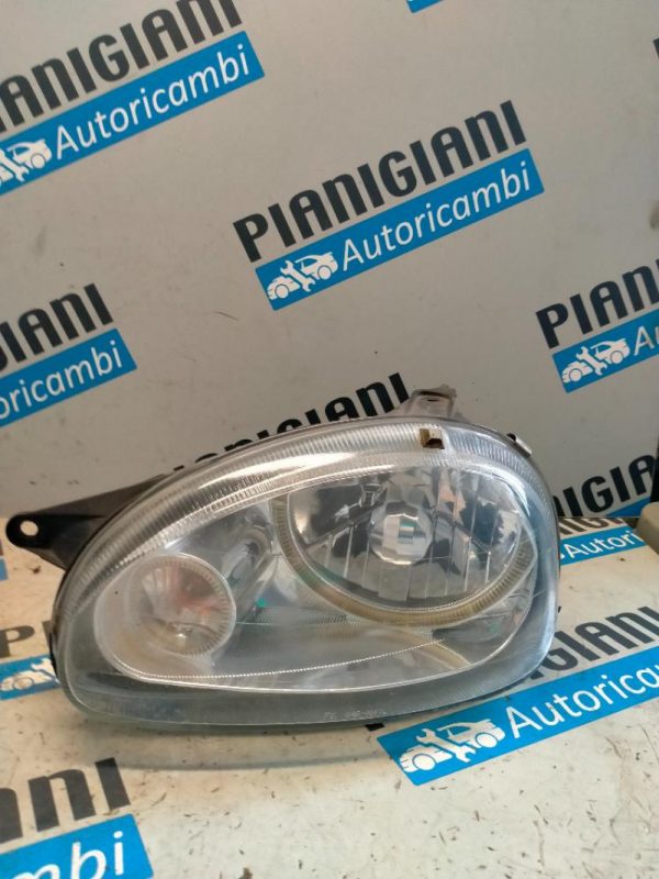 Faro Anteriore Sinistro Opel Corsa B 1993 – 2000