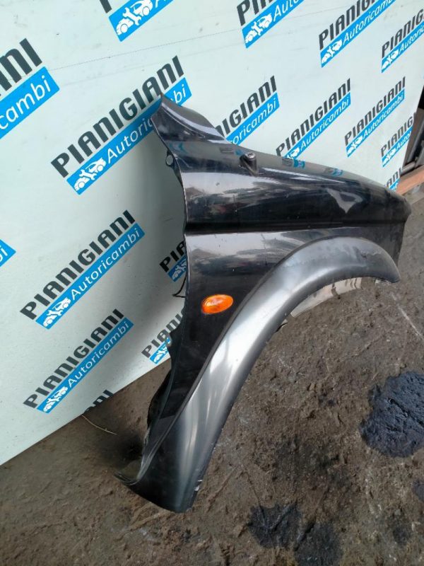 Parafango Anteriore Destro Mitsubishi Pajero Sport 1996 – 2005