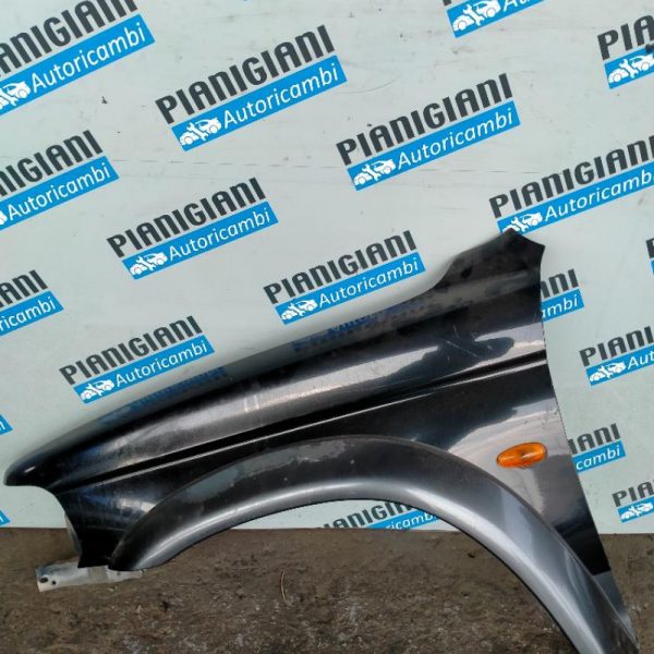 Parafango Anteriore Sinistro Mitsubishi Pajero Sport 1996 – 2005