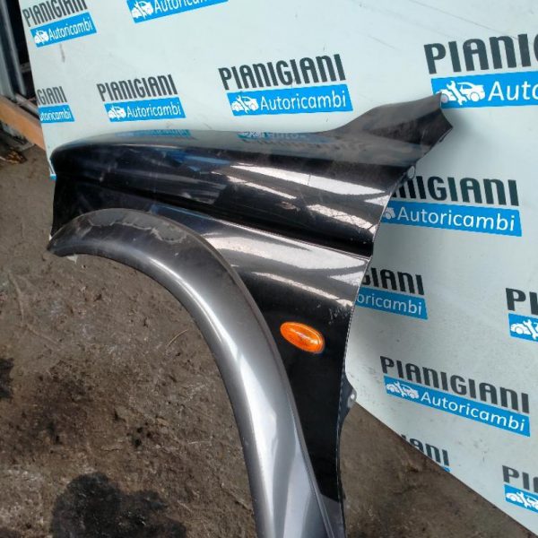 Parafango Anteriore Sinistro Mitsubishi Pajero Sport 1996 – 2005