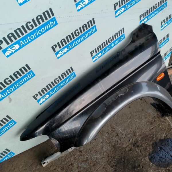 Parafango Anteriore Sinistro Mitsubishi Pajero Sport 1996 – 2005