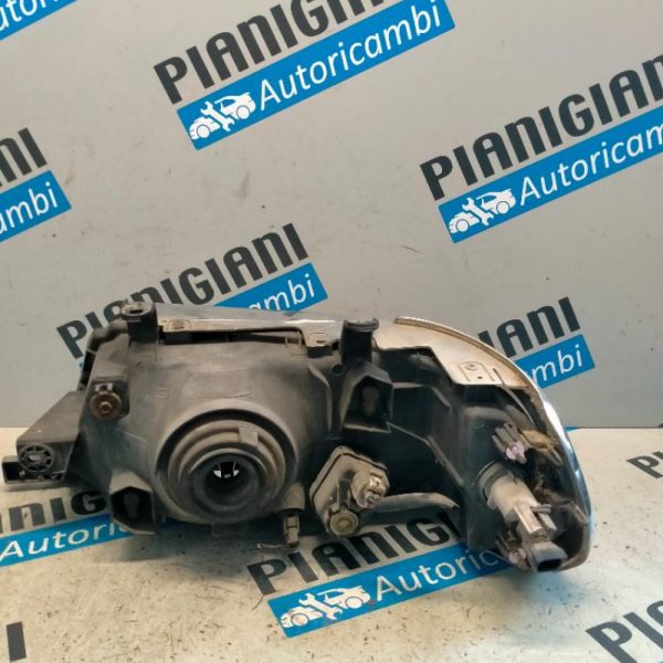 Faro Anteriore Destro Mitsubishi Pajero Sport 1996 – 2005