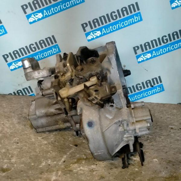Cambio Peugeot Rifter YH01 2018 >
